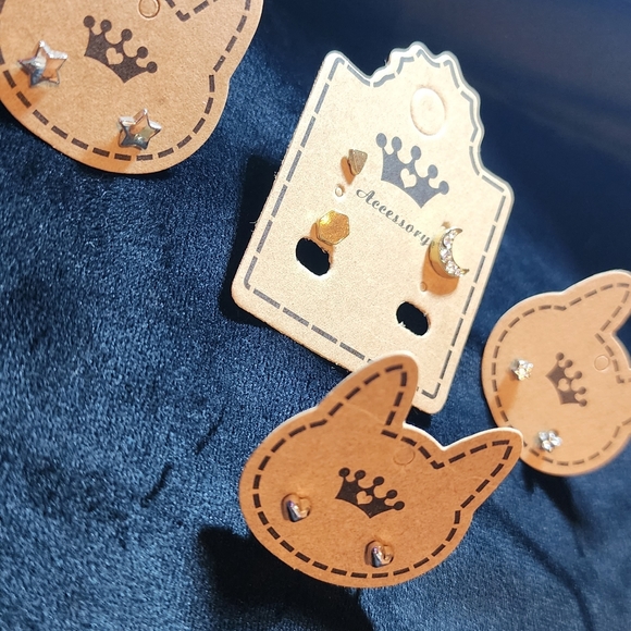 ***DONATED*** $4/25$ Earring Sets - Picture 2 of 3